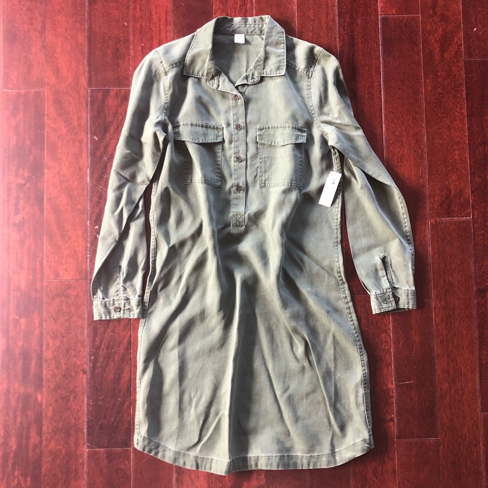 🌸 Utility Shirt Dress in Olive • Size XS